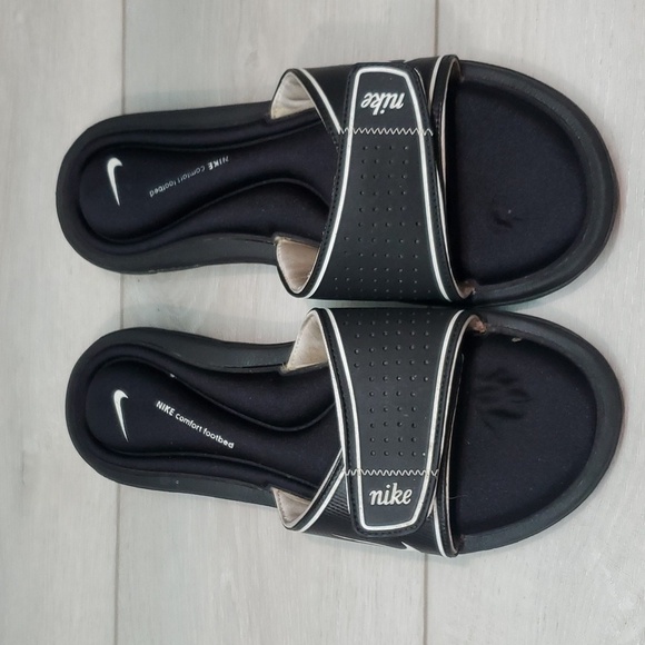 Nike Womens Comfort Footbed Slide Sandals Flats shoes sz 11 - Picture 3 of 10